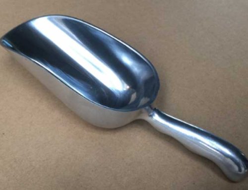 Aluminum ice scoop
